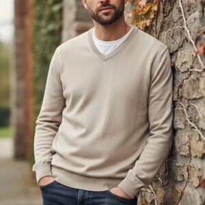 VINCE Mens Cashmere V Neck Sweater XL Oatmeal Under Suit Minimalist Luxury